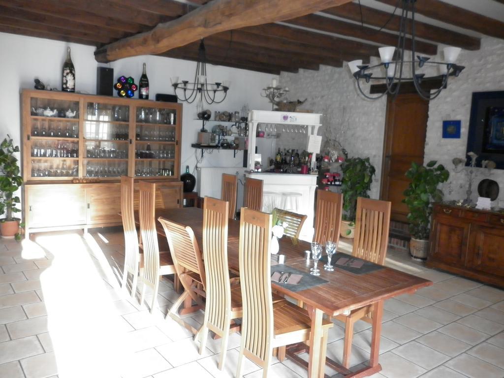 La Chartreuse Hotel Poilly-sur-Tholon Esterno foto